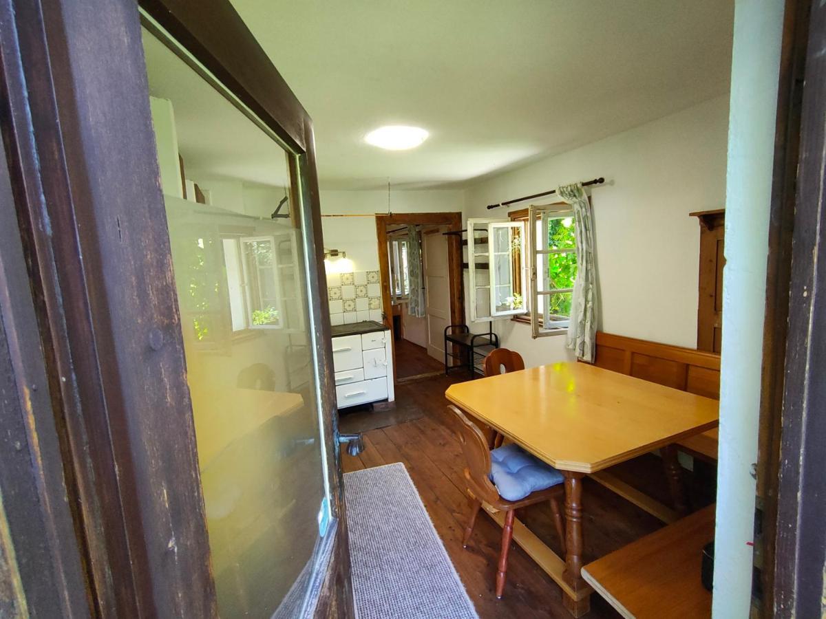 Gemuetliche Ferienwohnung Mit Kamin Und Garten Garmisch-Partenkirchen Exterior photo