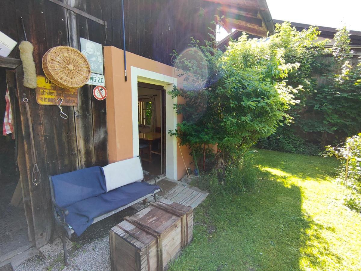 Gemuetliche Ferienwohnung Mit Kamin Und Garten Garmisch-Partenkirchen Exterior photo